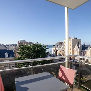 https://le-petit-malouin-appartement-proche-plage.inbrittany.com